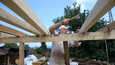 150 ahşap teknede onun el emeği var