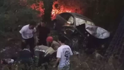 Maslak'ta korkunç kaza! 2 araç ormana uçtu: 3 yaralı