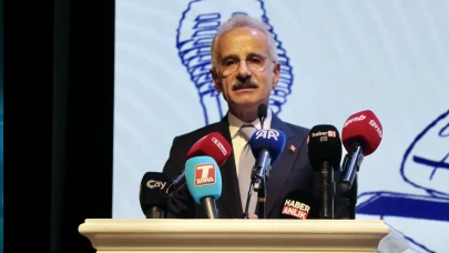 Bakan Uraloğlu'ndan Erdoğan'a övgü dolu sözler: Mazlum coğrafyalar için dertlenen bir lider