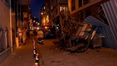 Bakırköy’de 100 yıllık tarihi bina çöktü, gözler kurul incelemesinde
