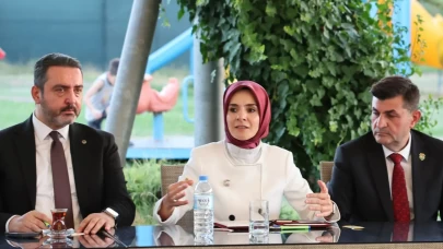 Bakan Göktaş, şehit yakınları ve gazilerle bir araya geldi