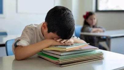 Özel okuldaki kitap fiyatları dudak uçuklattı!