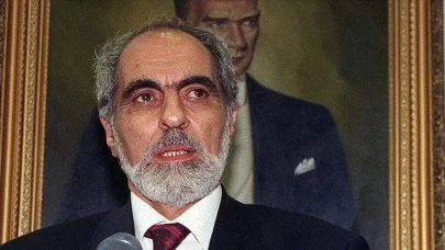 Ülkü Ocakları Ebulfez Elçibey’i vefatının yıl dönümünde andı