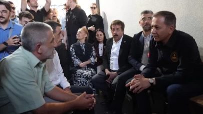 Bakan Yerlikaya Erzurum'da esnafı ziyaret etti