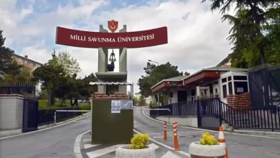 MSÜ'de diploma ve sancak devir teslim töreni