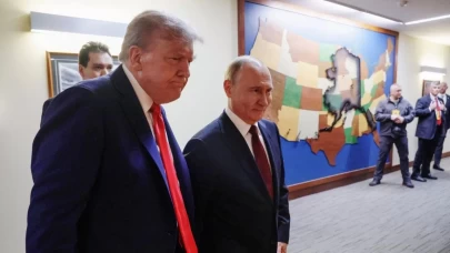 Tarihi zirvede tarihi hata! Trump ve Putin'in gizli bilgileri sızdı!