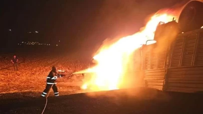 Ters dönen tır alev aldı, şoför yanarak can verdi