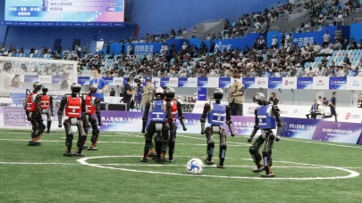 Çin’de Dünya İnsansı Robot Oyunları sürüyor