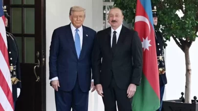 Beyaz Saray’da tarihi zirve! Aliyev, Paşinyan ve Trump’tan Üçlü İmza