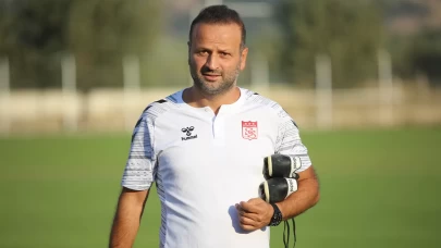 Sivasspor’da Korkmaz’dan taraftara teşekkür