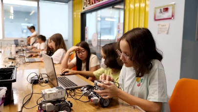Geleceğin yazılım mühendisleri yetişiyor