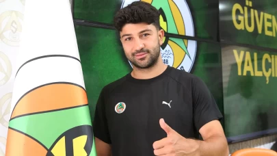 Alanyaspor'da 4 transfer için imza töreni
