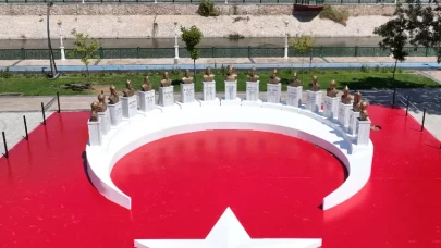 Tokat Belediyesi’nden Yeşilırmak kenarına Türk devletleri ve Türk büyükleri anıtı