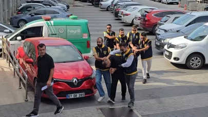 Zonguldak'ta ev kadınını 2 milyon 700 bin lira dolandıran 3 zanlı tutuklandı