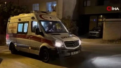 Ümraniye'de sokak ortasında vahşet: Satırla boğazı kesilerek öldürüldü