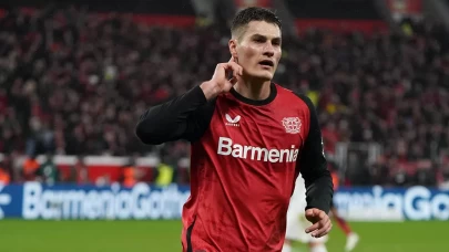 Bayer Leverkusen, Patrik Schick ile sözleşme yeniledi