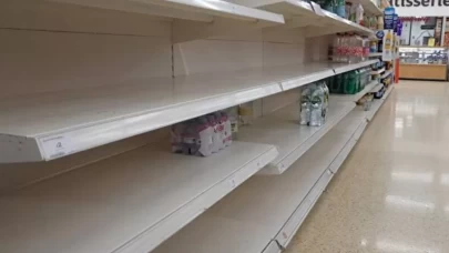 ABD’de ithalat azalıyor, mağaza rafları boşalabilir