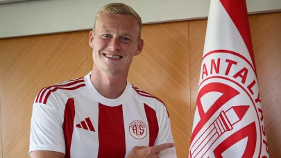 Antalyaspor, Nikola Storm ile 2 yıllık sözleşme imzaladı