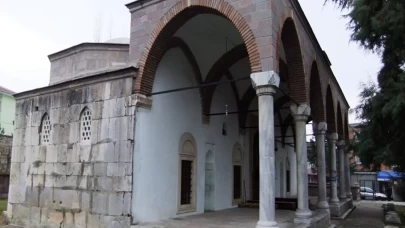 5 asırlık Tacettin İbrahim Paşa Camisi’nde restorasyon yarılandı