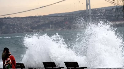Meteorolojiden hava durumu uyarısı! İstanbul ve Marmara Bölgesi’nde kuvvetli fırtına alarmı