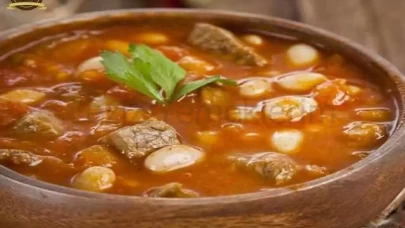 Etli Barbunya Tarifi – Lezzetli ve Besleyici Bir Ana Yemek