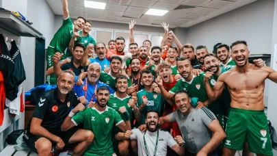 Yalova FK 77 ikinci yarıda geri geldi