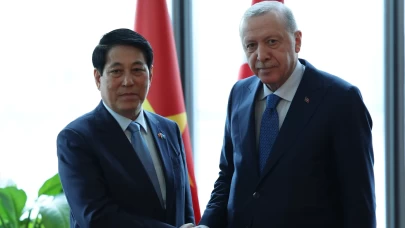 İletişim Başkanlığından Cumhurbaşkanı Erdoğan'ın Vietnam Devlet Başkanı Cuong ile görüşmesine ilişkin açıklama