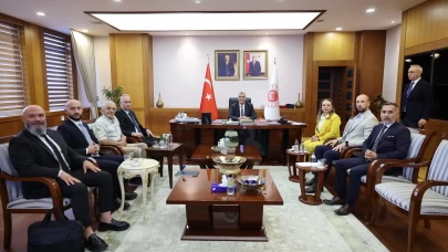 Ticaret Bakanı Bolat’a Sağlık Turizmi Kongresi daveti