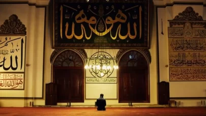 Arapça Okunuşu, Türkçe Anlamı ve Diyanet Meali