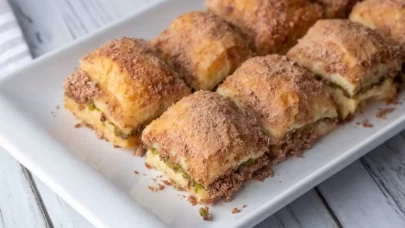 Soğuk Baklava Tarifi: Evde Kolay ve Lezzetli Yapımı