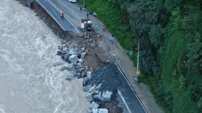 Ardeşen-Çamlıhemşin yolu trafiğe kapandı