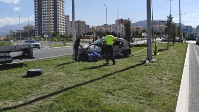 Kayseri'de otomobiller çarpıştı