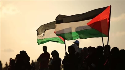 İki ülkeden peş peşe açıklama! Kanada ve Avustralya Filistin'i tanıdı