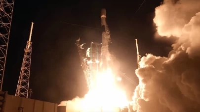 SpaceX, 28 Starlink uydusunu daha yörüngeye gönderdi