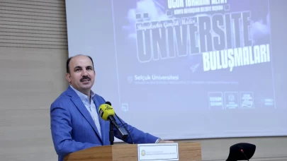 Başkan Altay'dan öğrencilere büyük destek: Üniversiteye yeni kayıt yaptıranlara ulaşım 10 gün ücretsiz