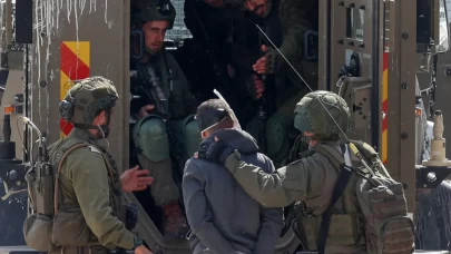İsrail'den şok eden hamle! Takas anlaşmasıyla serbest bıraktığı Filistinlileri yeniden gözaltına aldı