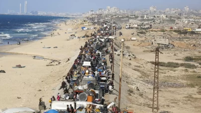 Uydu görüntüleri Gazze’de kitlesel göçü ortaya koydu