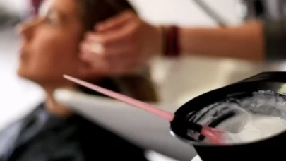 Saç Boyası Kıyafetten Nasıl Çıkar?