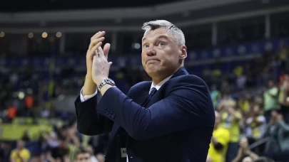 Sarunas Jasikevicius'tan 12 Dev Adam'a övgü