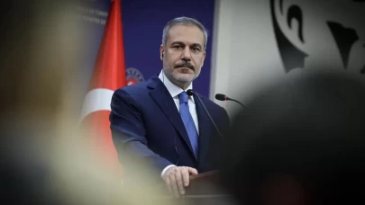 Dışişleri Bakanı Hakan Fidan, Fransız mevkidaşı Barrot ile görüştü