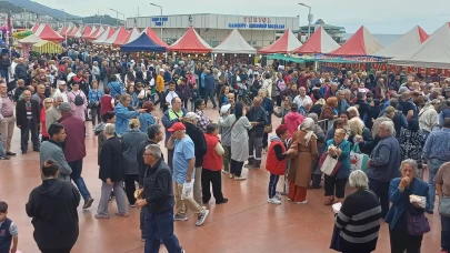 2. Çınarcık Hamsi Festivali'nde 4 ton balık ikram edildi