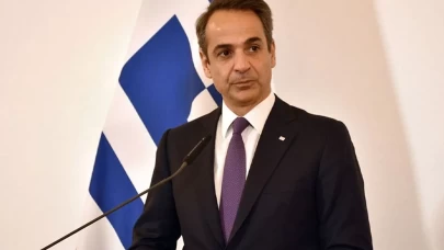 Yunanistan Başbakanı Miçotakis: "İsrail, iki devletli çözüm ihtimalini engellemekte ısrar ederse kalan müttefiklerini de kaybetme riskiyle karşı karşıya kalacak"
