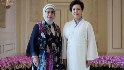 Emine Erdoğan, Çin Devlet Başkanı’nın eşi ile görüştü
