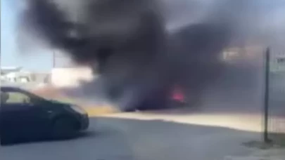 Ataşehir’de park halindeki kamyon alev alev yandı