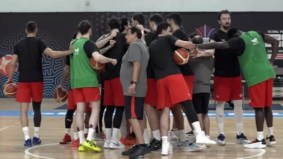 12 Dev Adam, İsveç maçı hazırlıklarını tamamladı