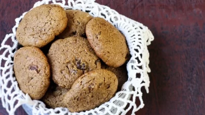 Kaslarınıza güç veren lezzet pekmezli kurabiye