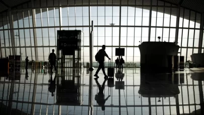 Havaalanının hayaletli olduğunu iddia etti!