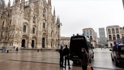 Meydanda futbol oynadılar, ceza ailelere kesildi