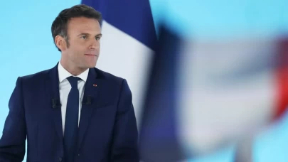 Macron'dan İran'a yaptırım açıklaması