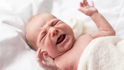 Bebekler Neden Sürekli Ağlıyor? Gaz Sancısına Dair Merak Edilenler